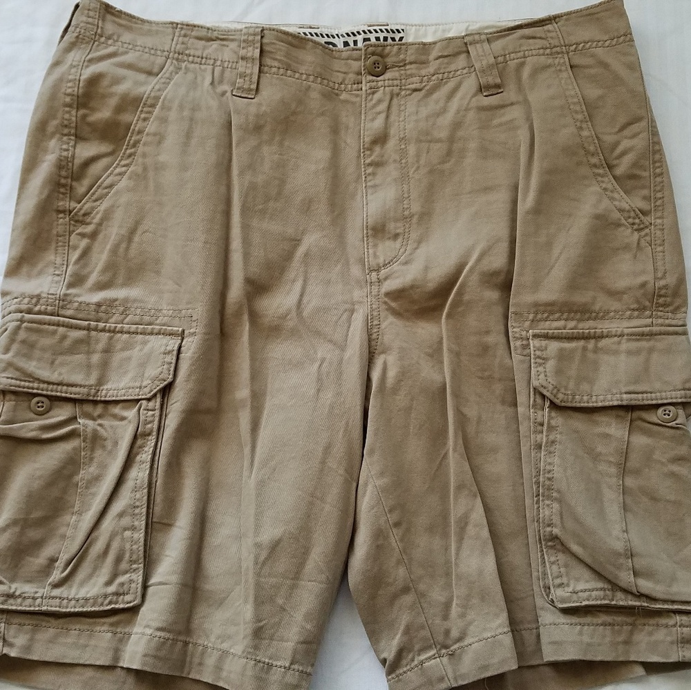 Men's Dark Khaki Cargo Shorts Size 38